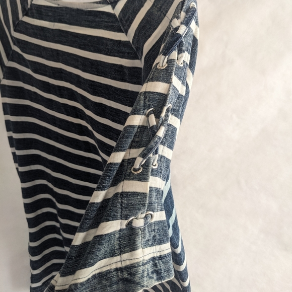 ⚡3 for $15⚡Jane and Delancey Striped tee - Picture 4 of 4